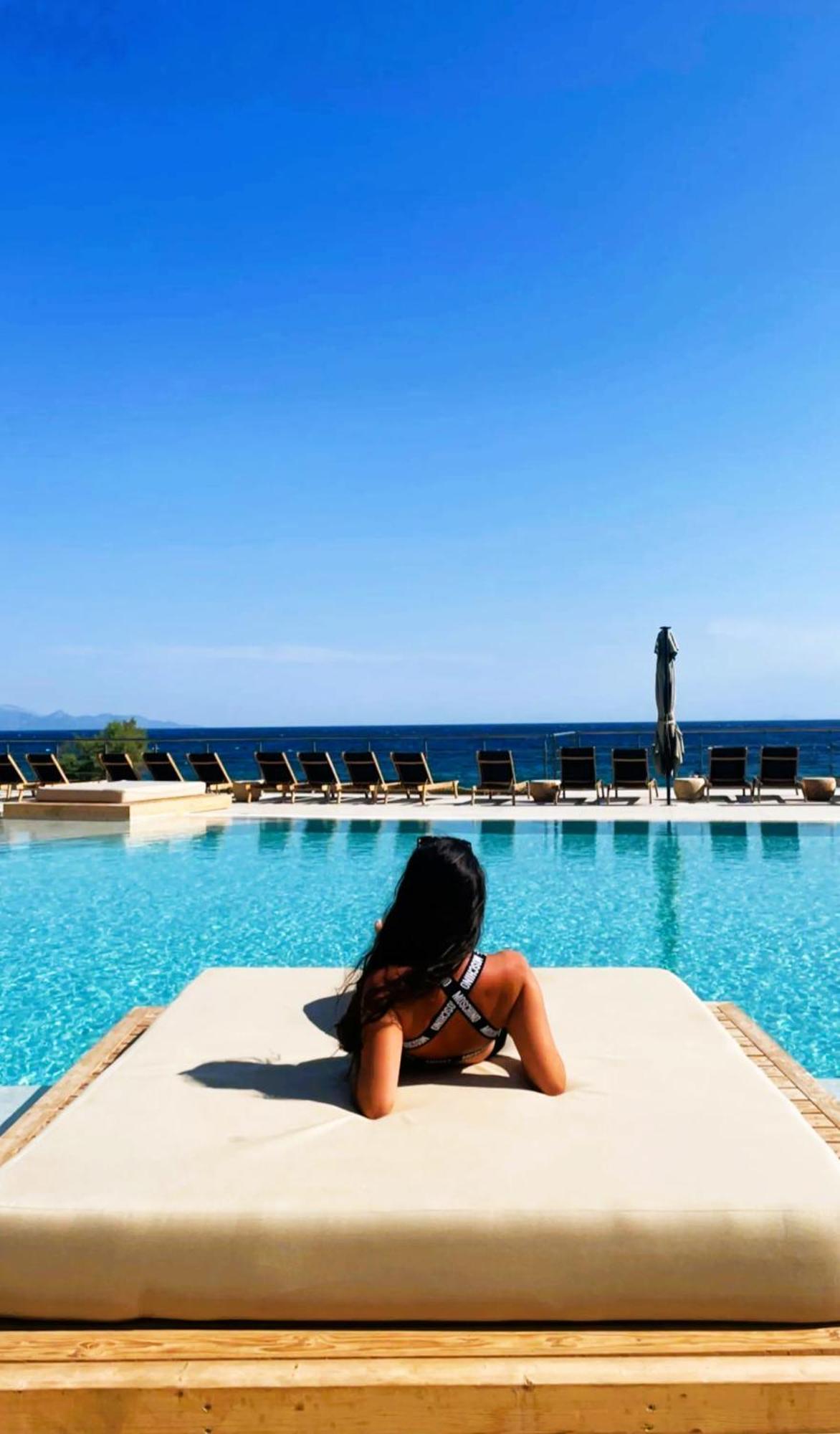 Tsamis Zante Suites (Adults Only) Psarou  المظهر الخارجي الصورة A pool in Greece